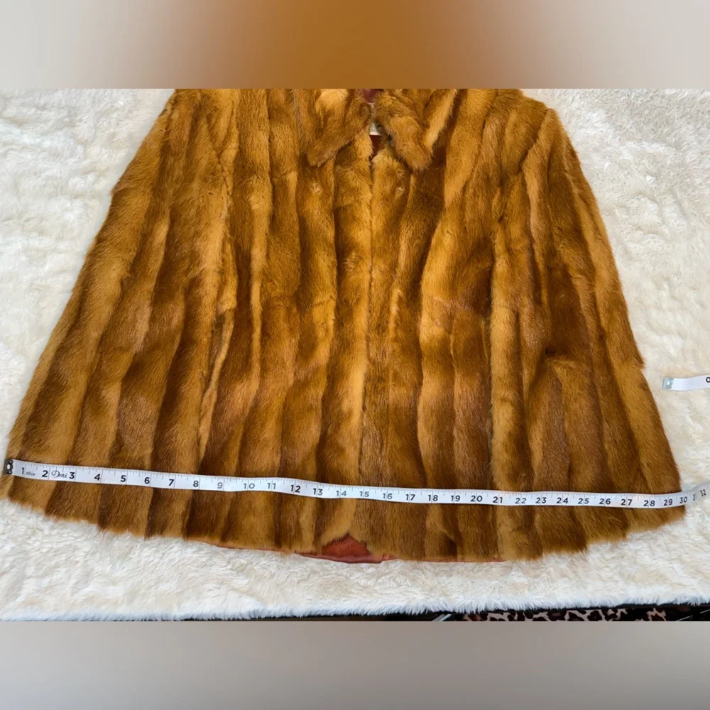 Vintage 50’s/60’s honey brown/whiskey colored mink fur “swing coat”/stroller - Picture 9 of 13